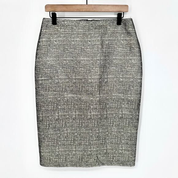 New York & Company Silver Metallic Pencil Skirt Size 6 - Picture 1 of 4